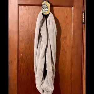 NWT Faux Fur Infinity Scarf
